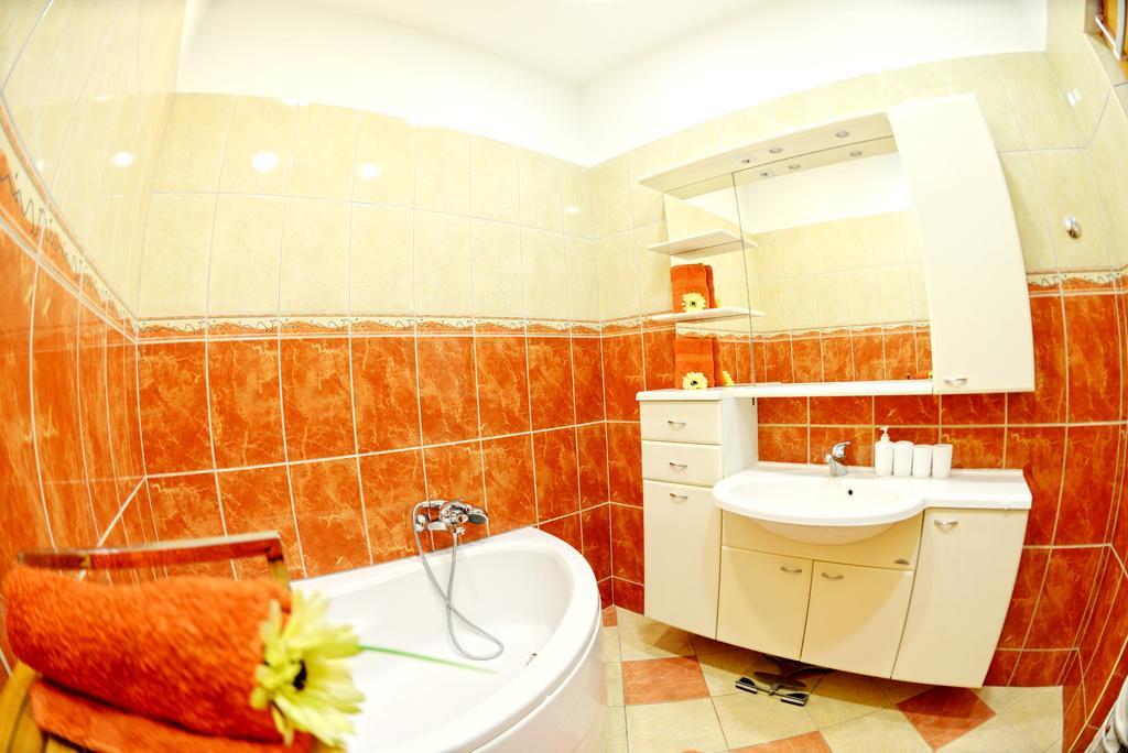 דירות PUY Apartman Harmony מראה חיצוני תמונה